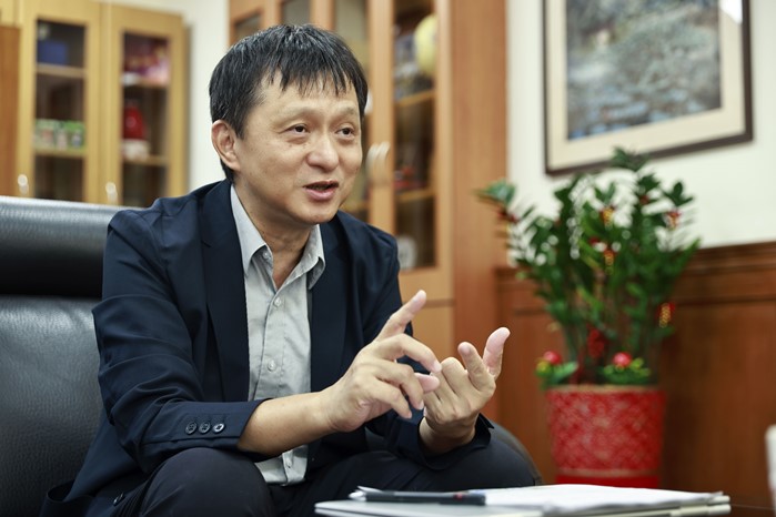 NFU's Dean of Research and Development, Song Chao-Tsung, shared that through NFU's cross-disciplinary AI drone program, students can learn the most cutting-edge technical applications, enabling them to navigate with ease whether they enter the drone industry or other technology sectors in the future.