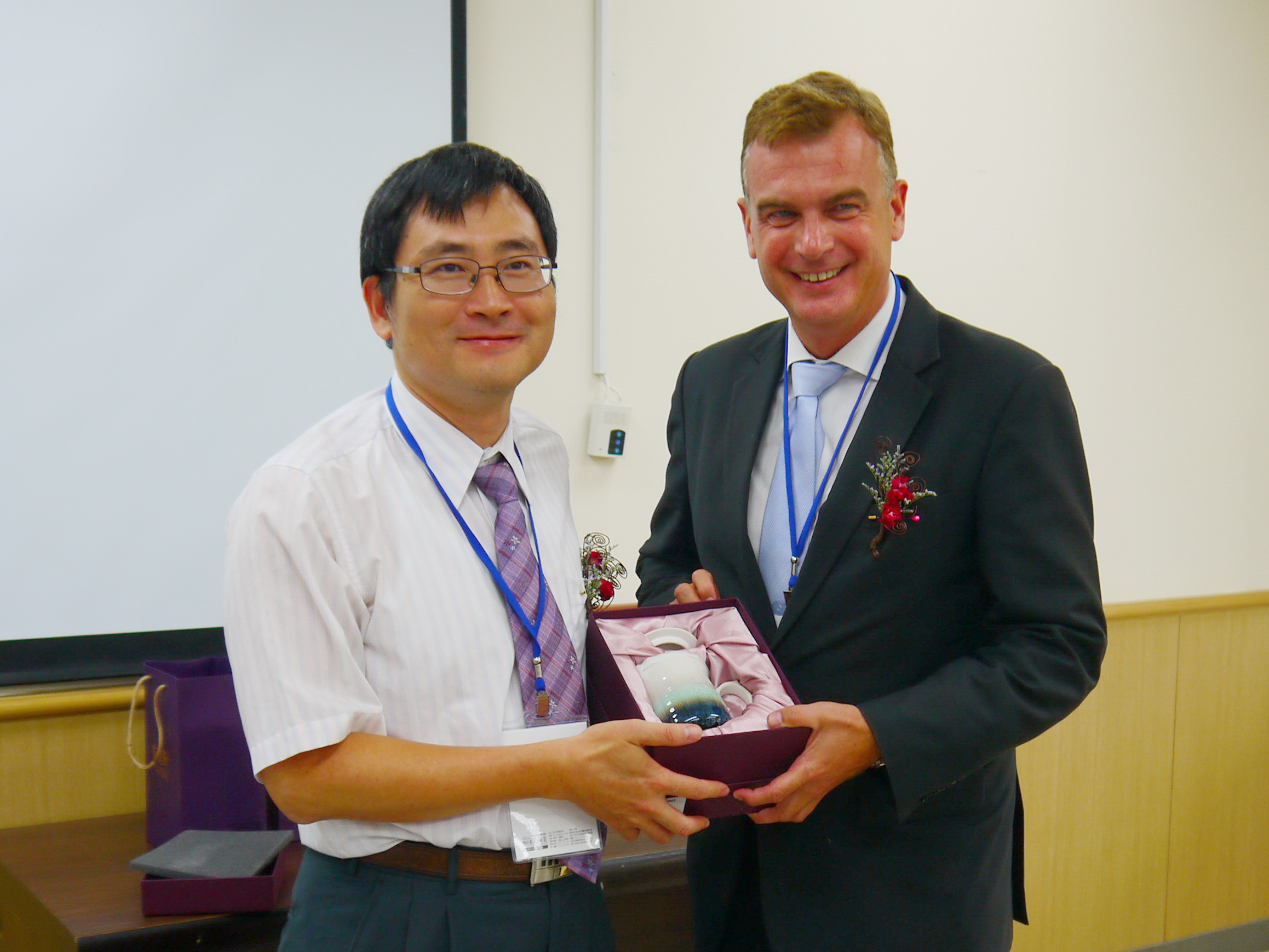 致贈德國駐台代表