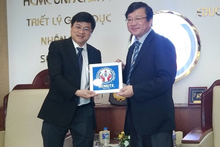 11301170850 6 11301170850 6